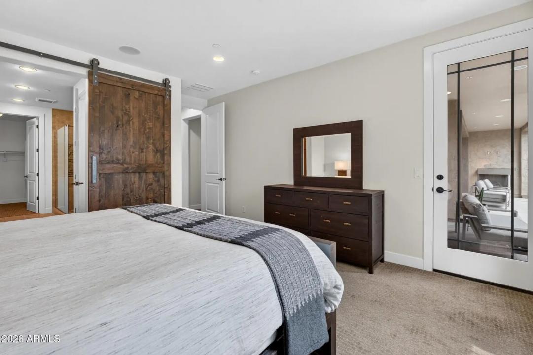 Real Estate Picture 11