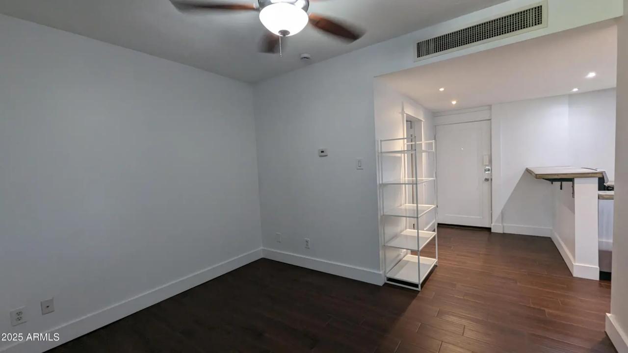 Real Estate Picture 10