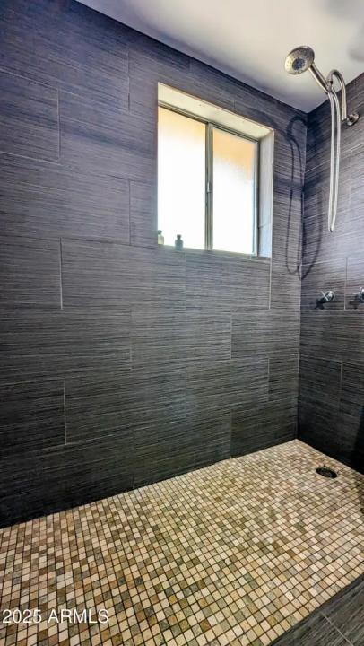 Real Estate Picture 17