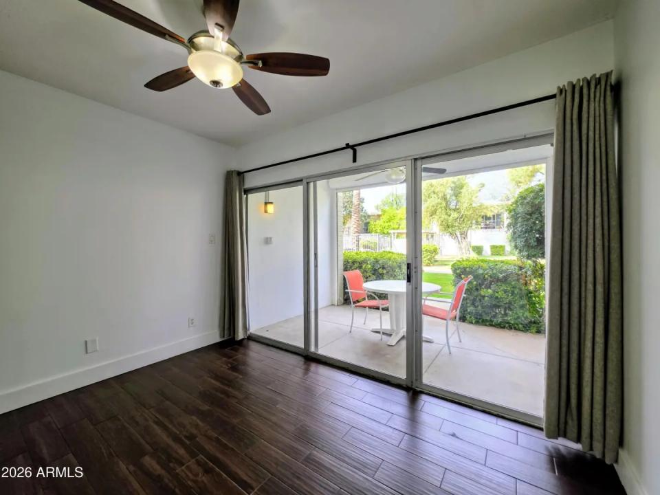 Real Estate Picture 13