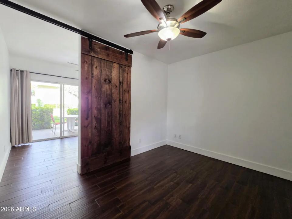 Real Estate Picture 11