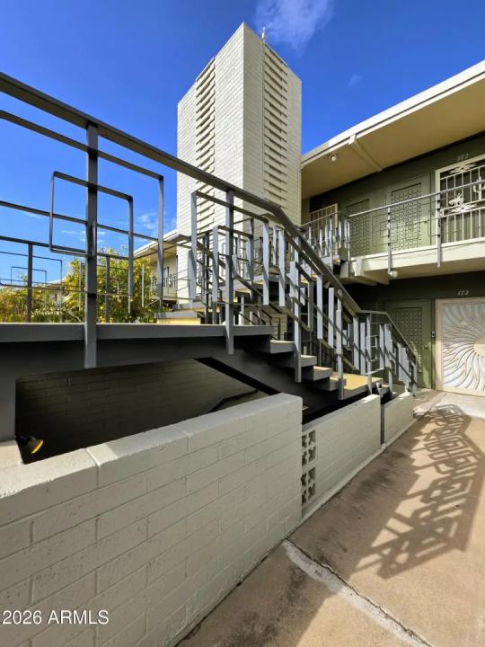 Real Estate Picture 22