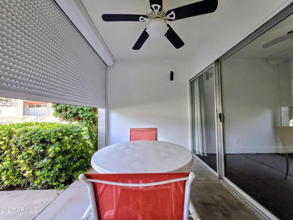 Real Estate Picture 18