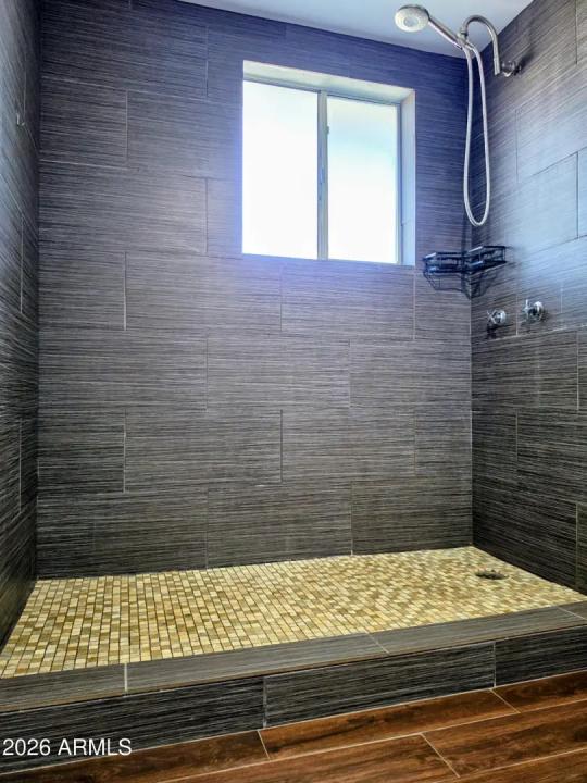 Real Estate Picture 21