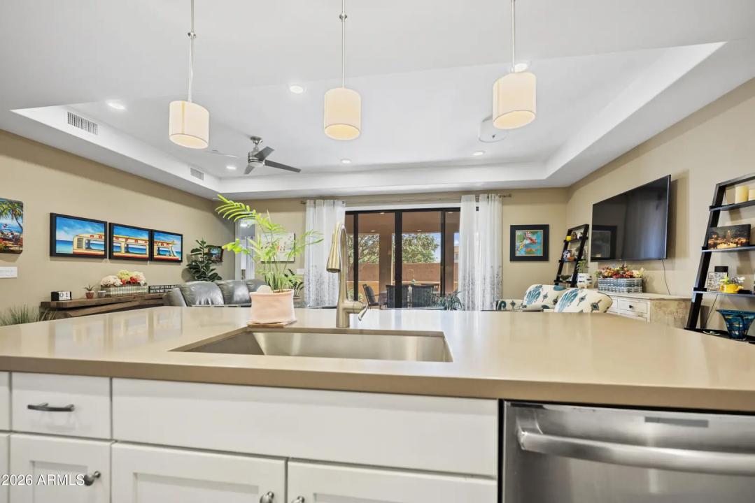 Real Estate Picture 12