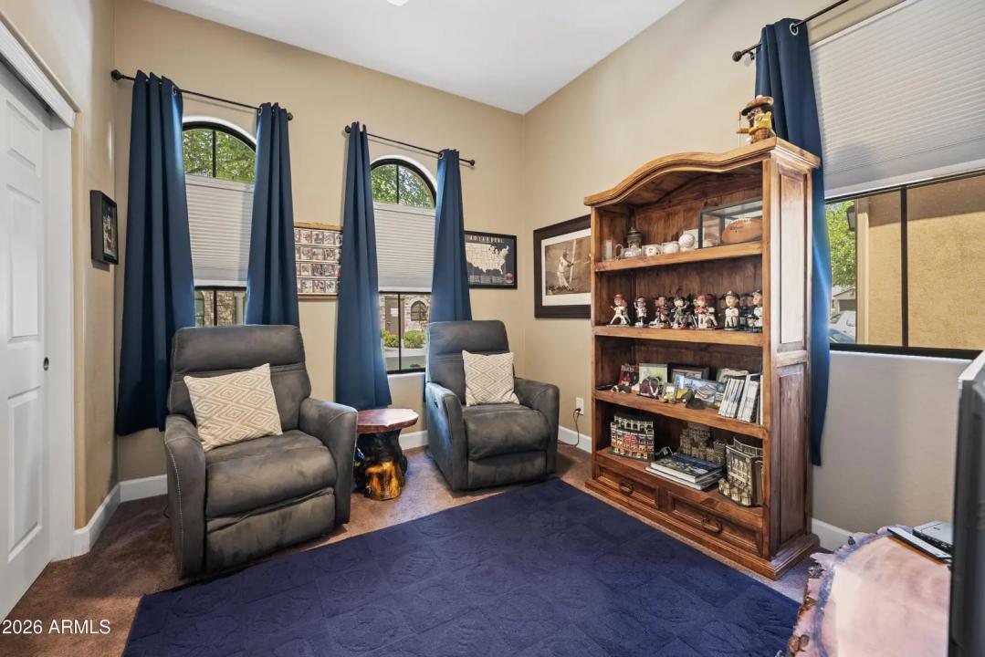 Real Estate Picture 19