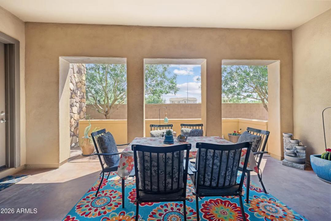 Real Estate Picture 23