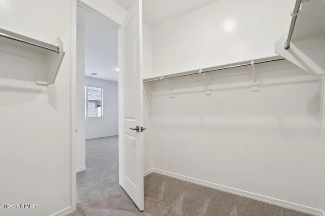 Real Estate Picture 8