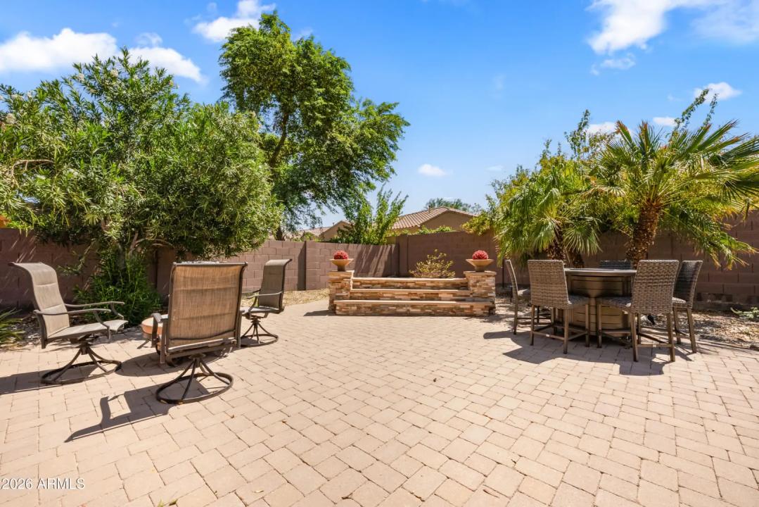 Real Estate Picture 28