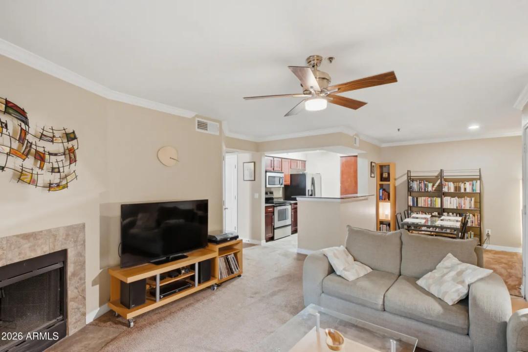 Real Estate Picture 6