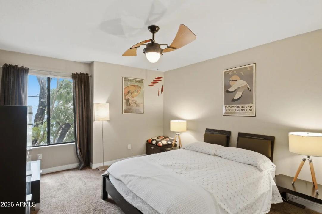 Real Estate Picture 10