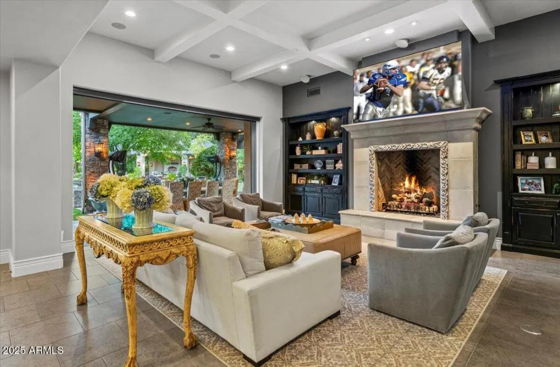 Real Estate Picture 18