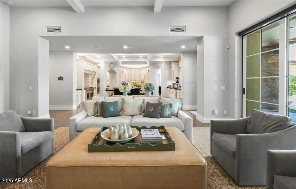 Real Estate Picture 20