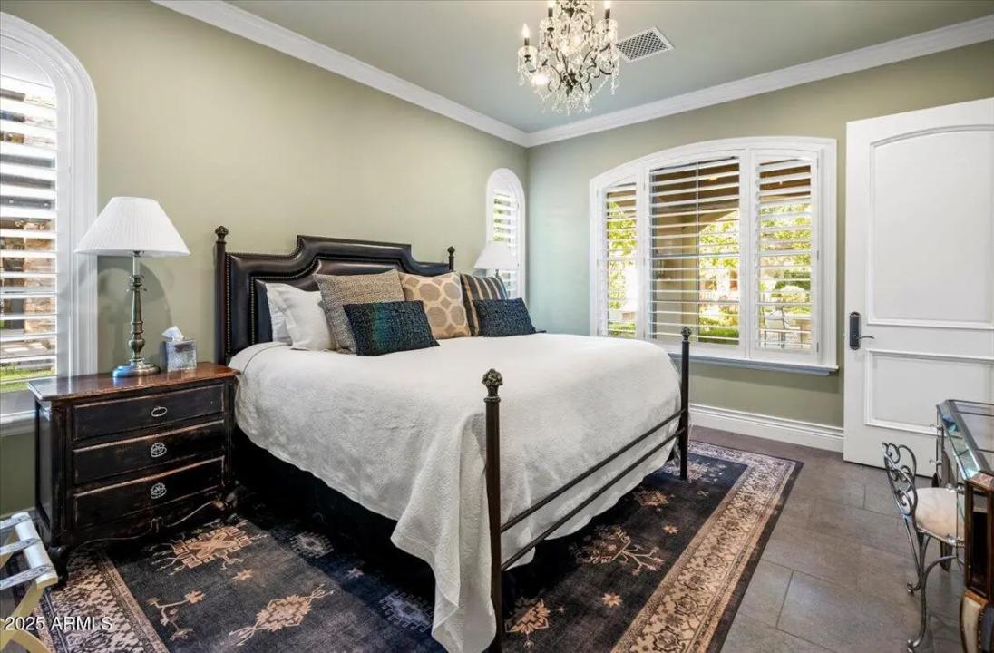 Real Estate Picture 39
