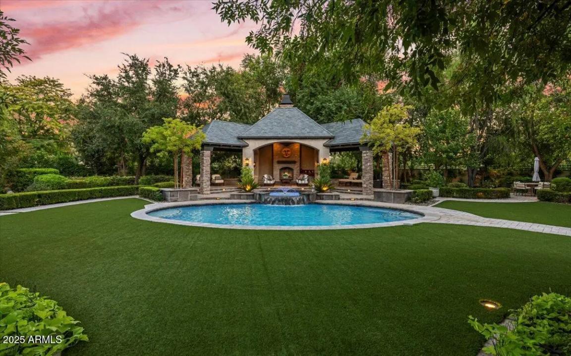 Real Estate Picture 42