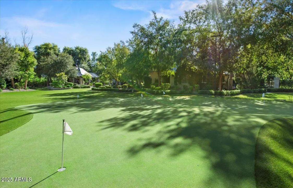 Real Estate Picture 48