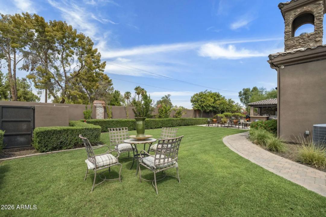 Real Estate Picture 69