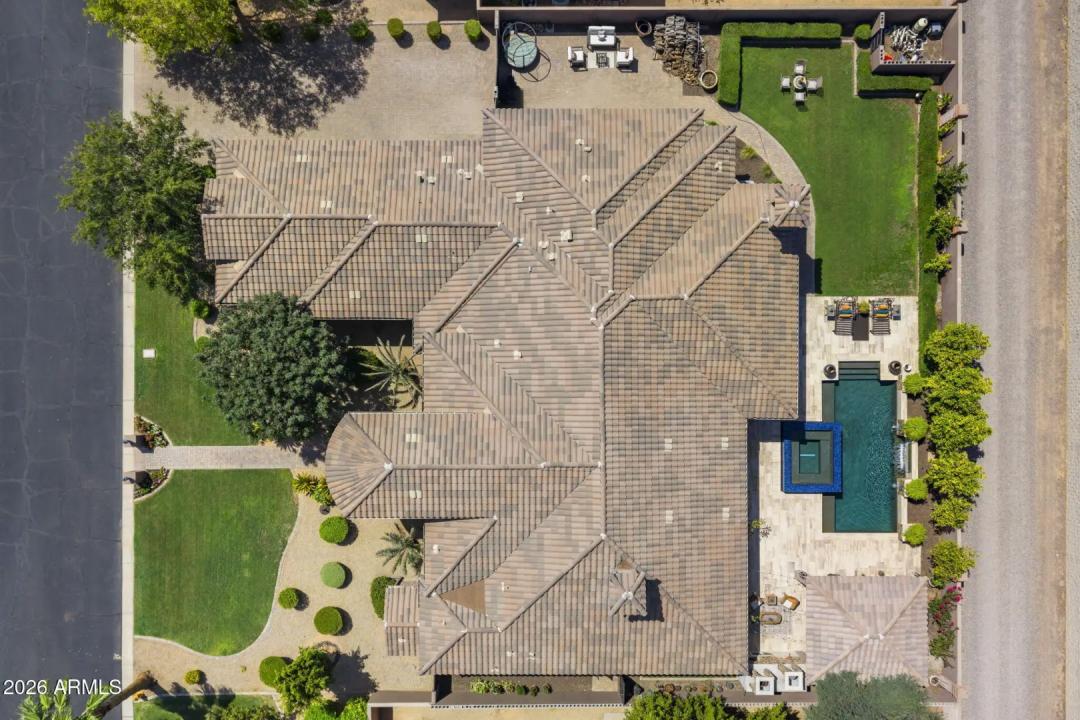 Real Estate Picture 70