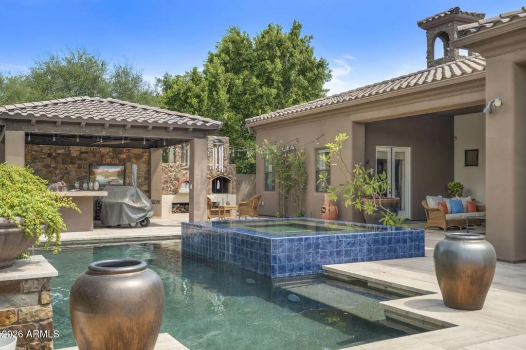 Real Estate Picture 53
