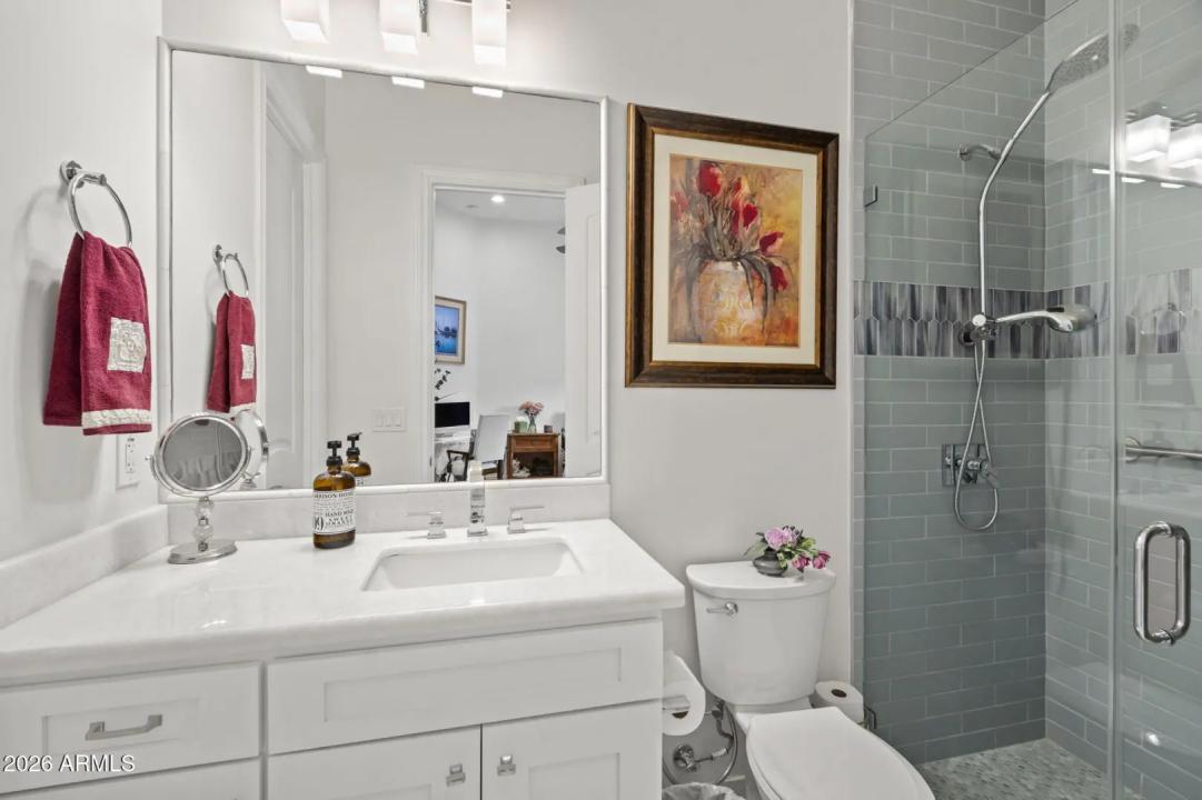 Real Estate Picture 35