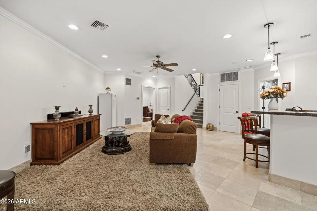 Real Estate Picture 40