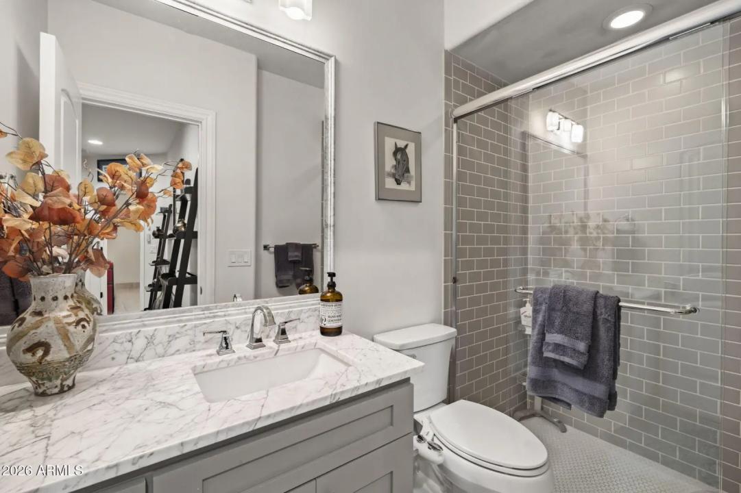 Real Estate Picture 44