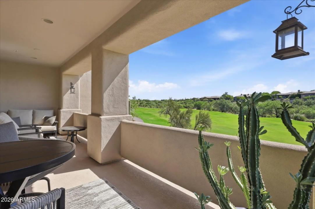 Real Estate Picture 32