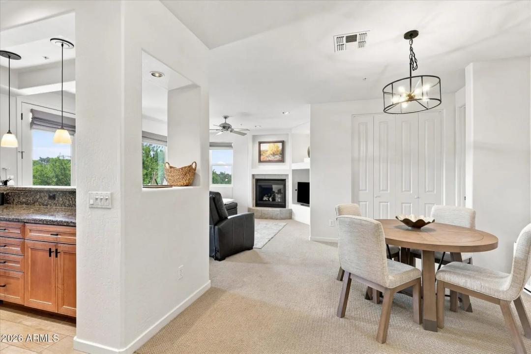Real Estate Picture 5