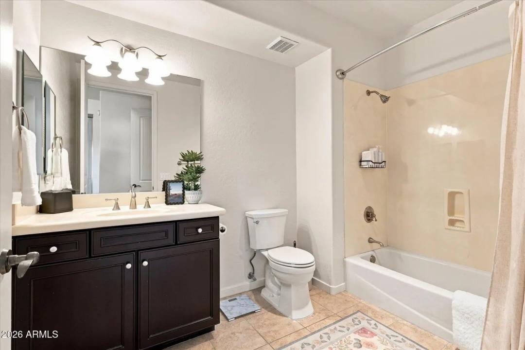 Real Estate Picture 31