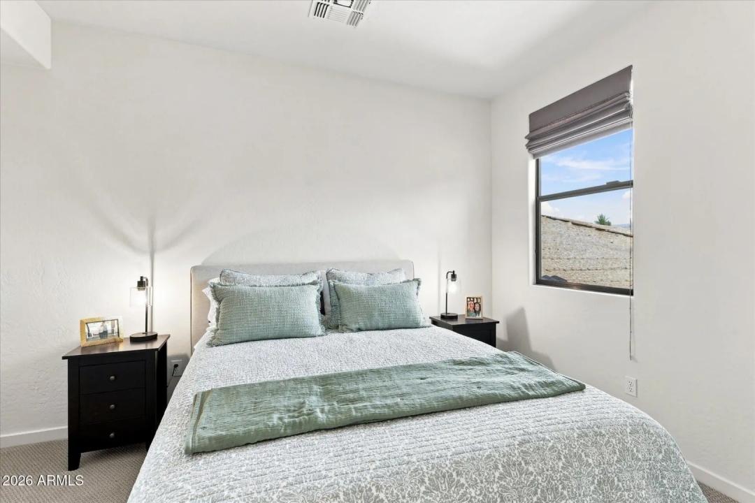 Real Estate Picture 28
