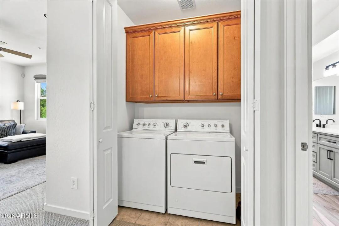 Real Estate Picture 21