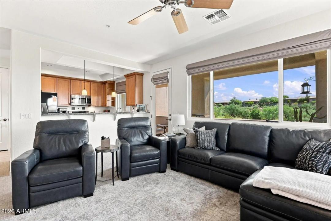 Real Estate Picture 17