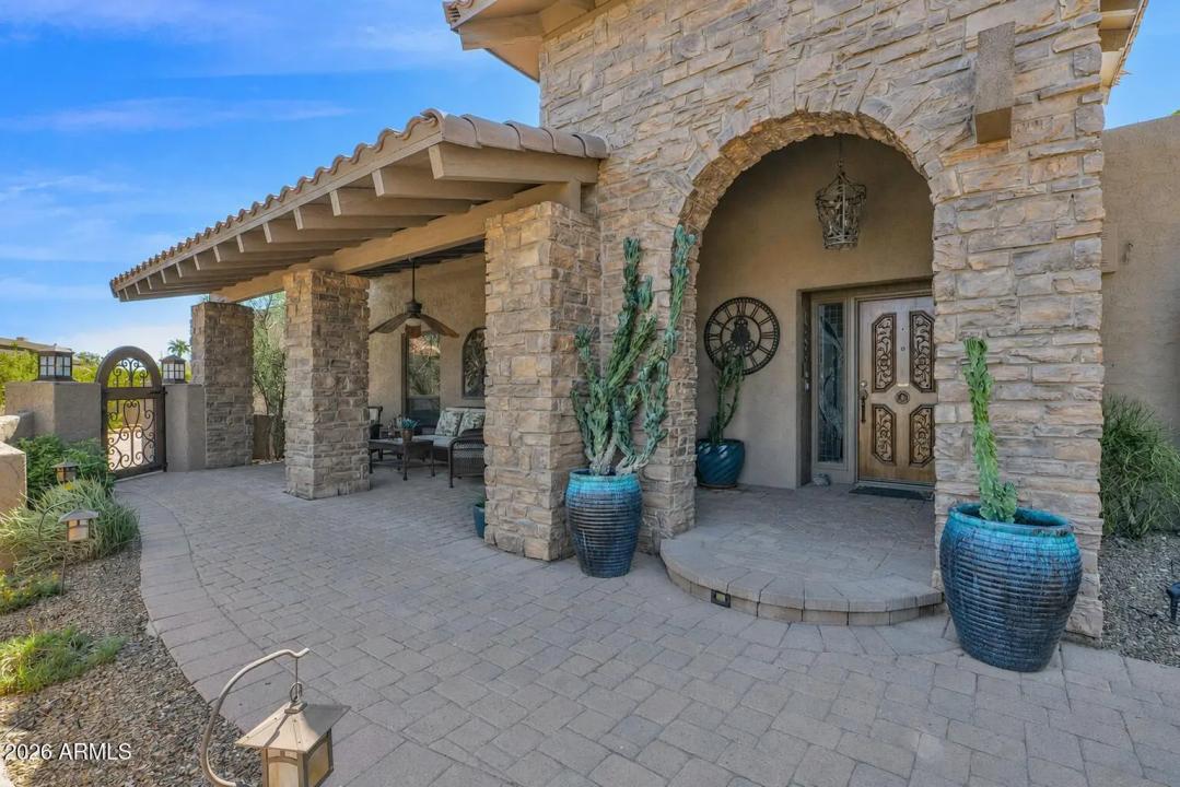 Real Estate Picture 35