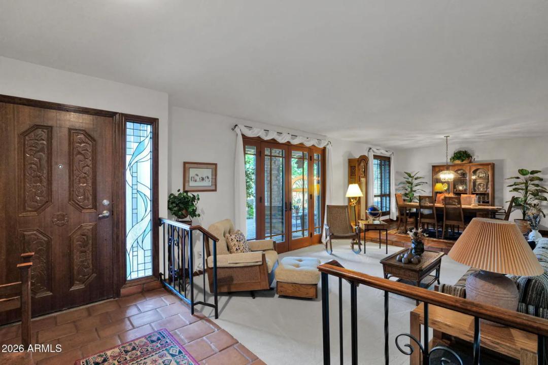 Real Estate Picture 8