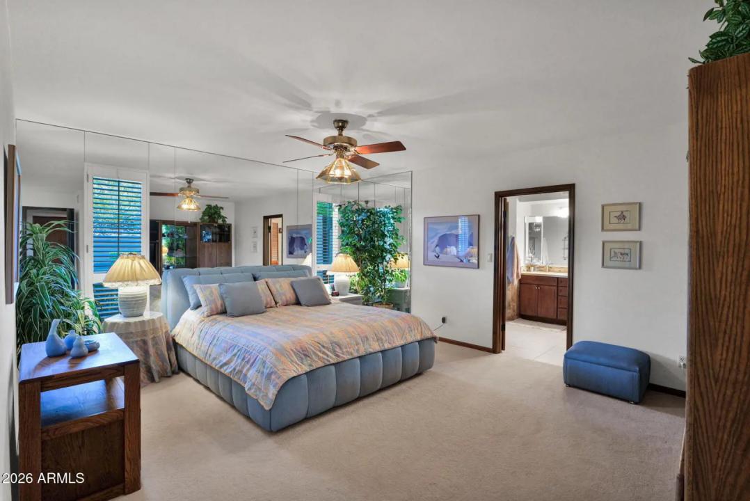 Real Estate Picture 15