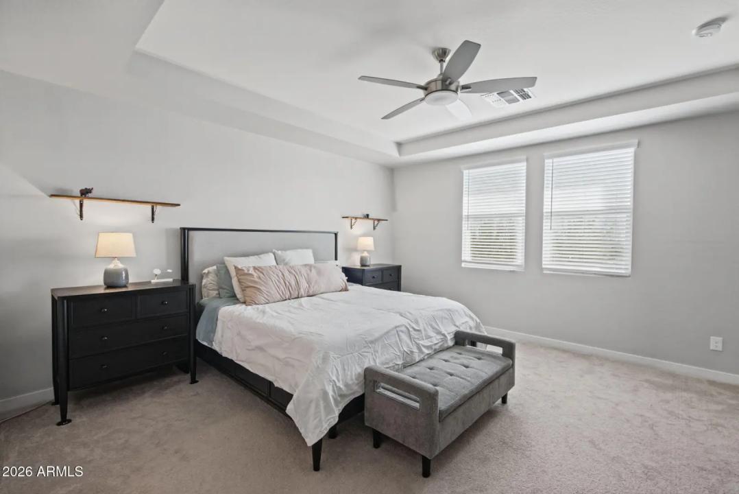 Real Estate Picture 12
