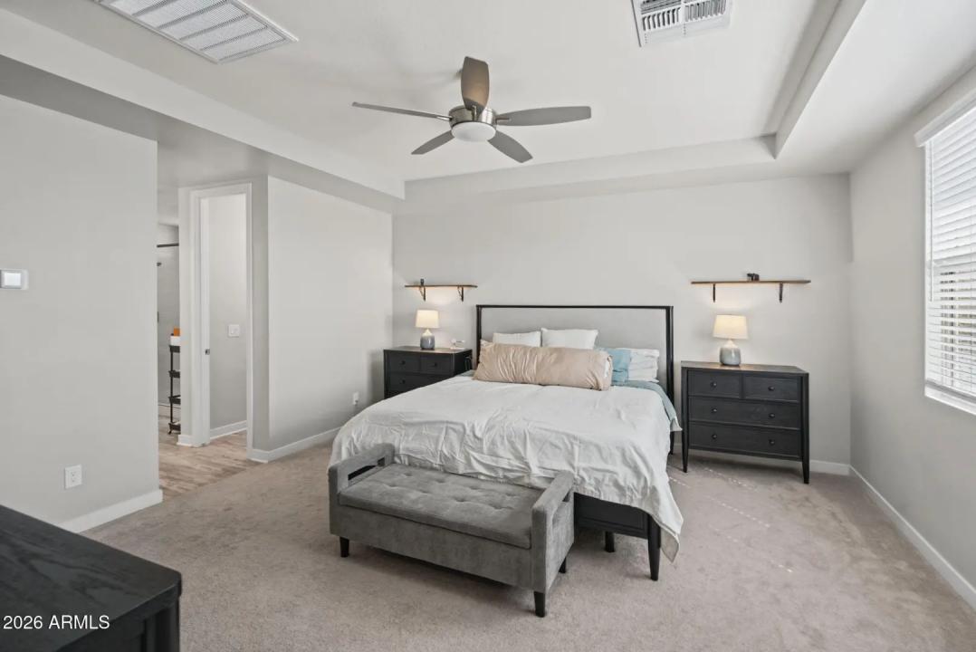 Real Estate Picture 13