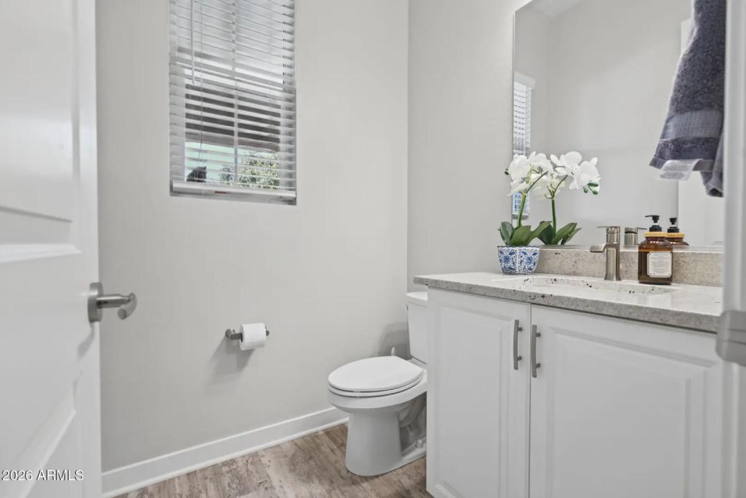 Real Estate Picture 29