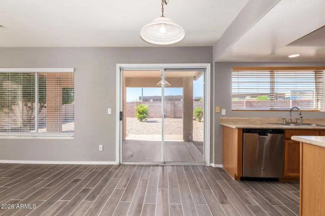 Real Estate Picture 20