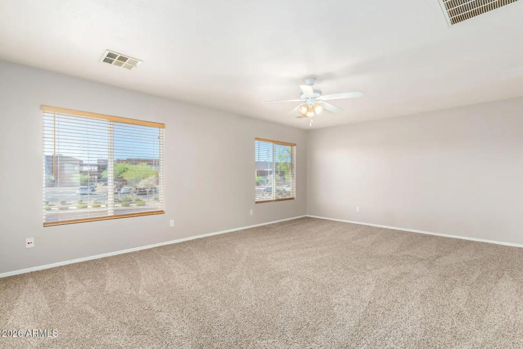 Real Estate Picture 22