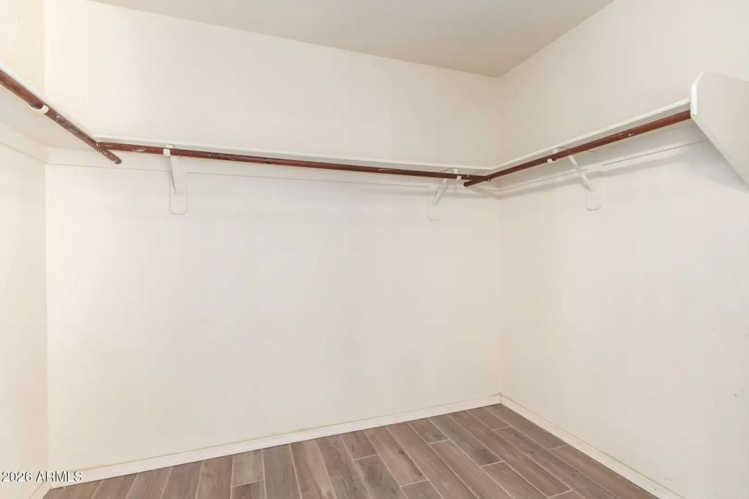 Real Estate Picture 28