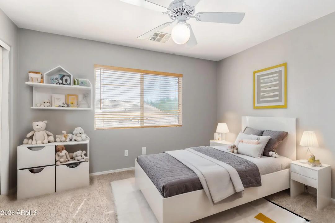 Real Estate Picture 32