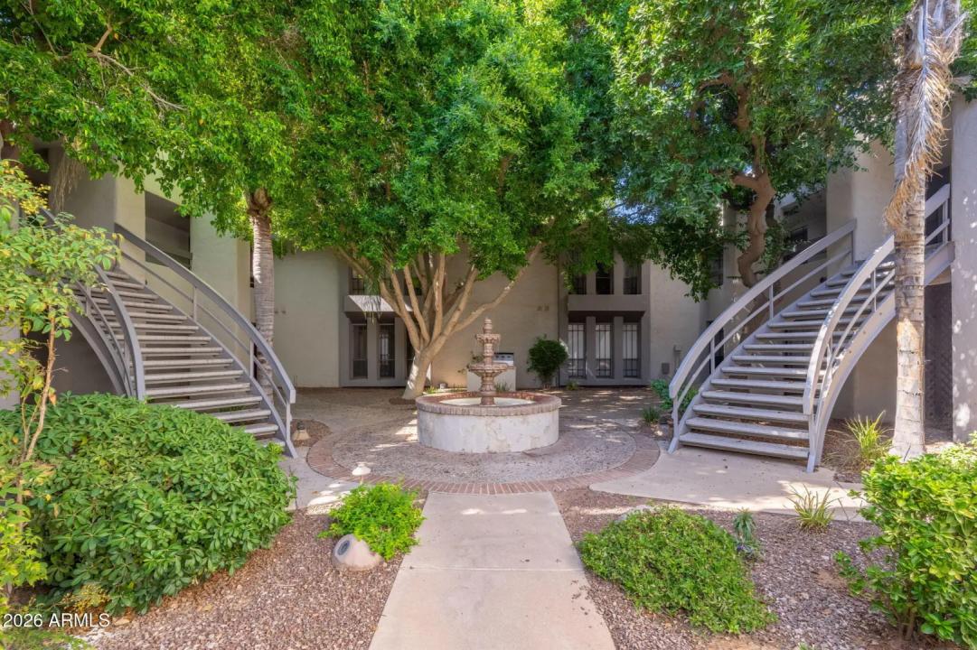 Real Estate Picture 2