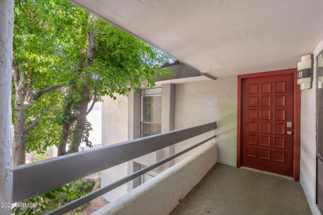 Real Estate Picture 5
