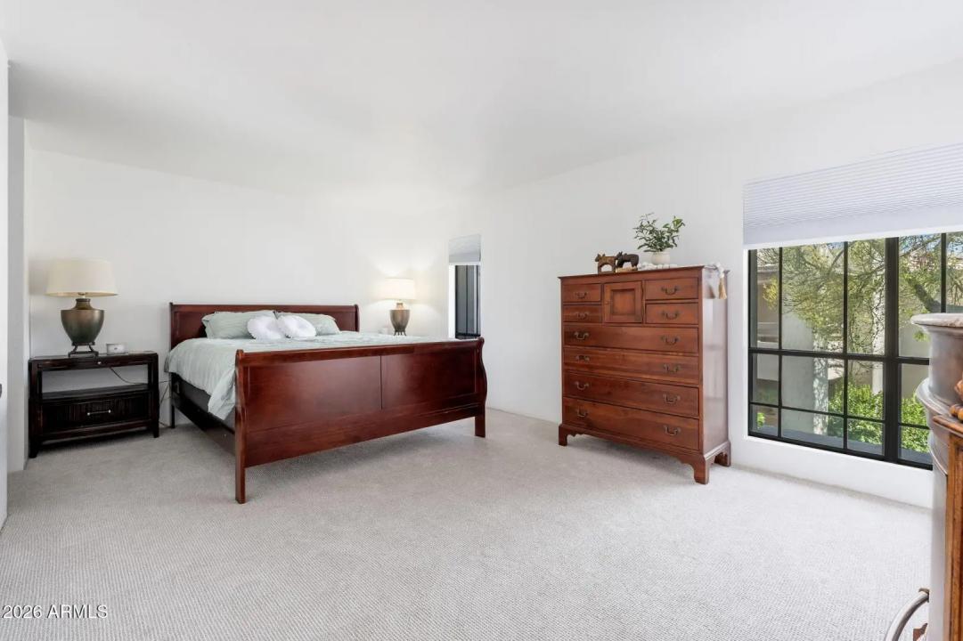 Real Estate Picture 15