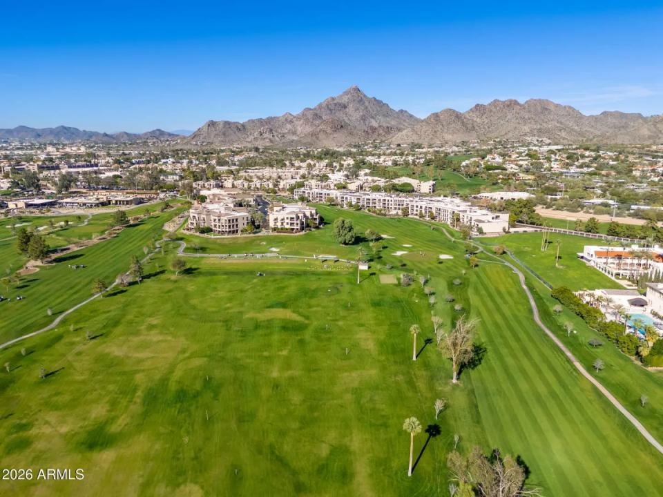 Real Estate Picture 37