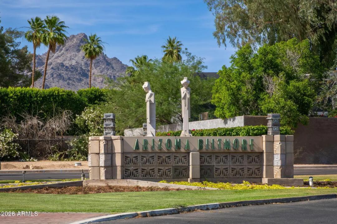 Real Estate Picture 38