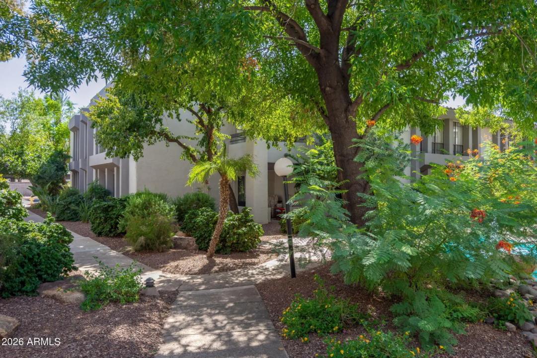 Real Estate Picture 28