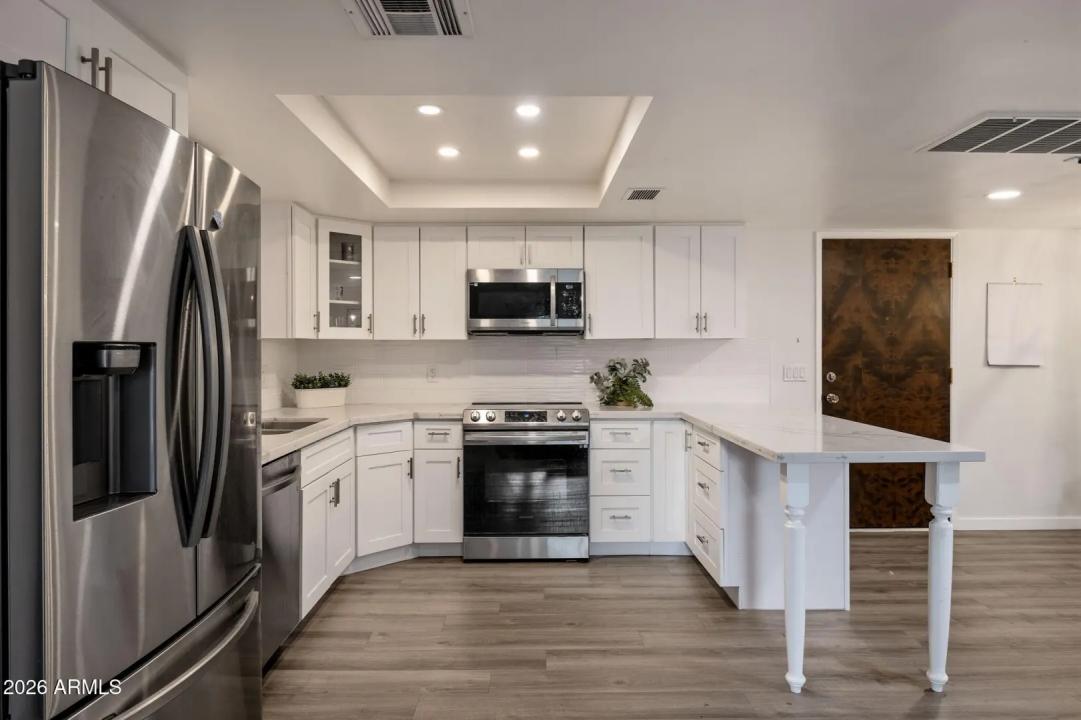 Real Estate Picture 2