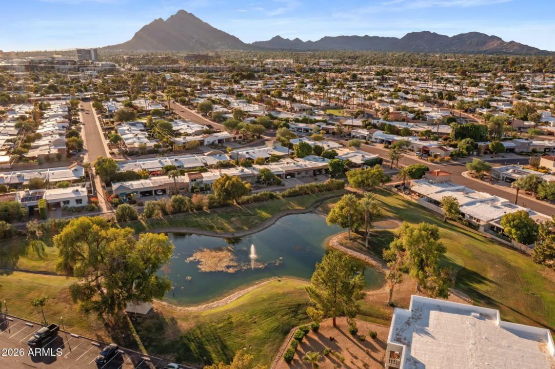 Real Estate Picture 19